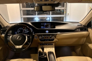 LEXUS ES250