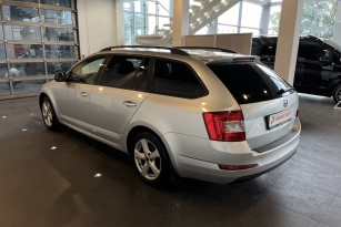 SKODA OKTAVIA