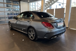 MERCEDES-BENZ C