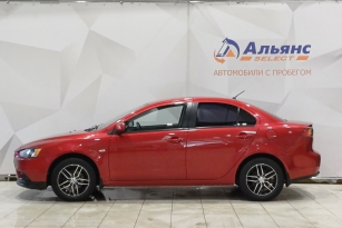 MITSUBISHI LANCER 1.6