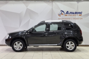 RENAULT DUSTER