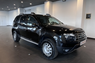 RENAULT DUSTER