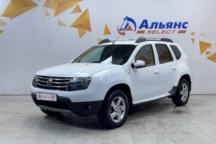 RENAULT DUSTER