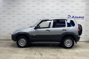 CHEVROLET NIVA