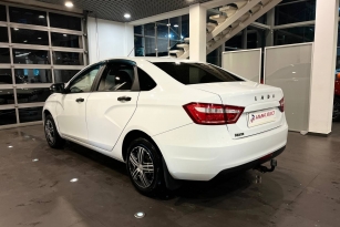 LADA VESTA