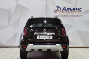 RENAULT DUSTER