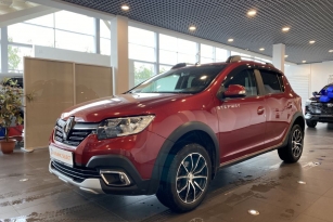 RENAULT SANDERO STEPWAY