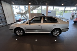 SKODA OKTAVIA