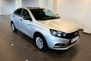 LADA VESTA