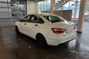 LADA VESTA