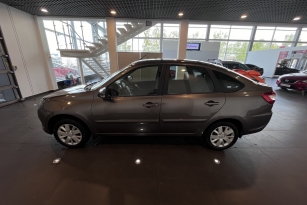 LADA GRANTA