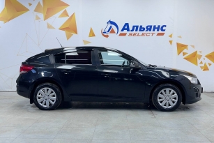 CHEVROLET CRUZE