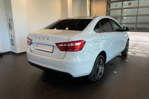 LADA VESTA