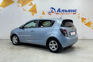 CHEVROLET AVEO