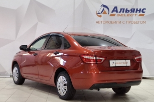 LADA VESTA