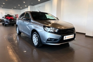 LADA VESTA