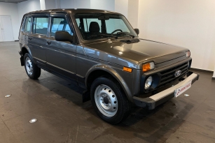 LADA 2131 (4X4)