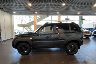 LADA NIVA TRAVEL