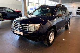 RENAULT DUSTER