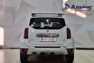 RENAULT DUSTER