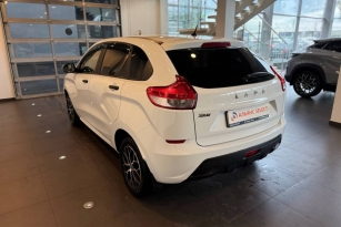 LADA XRAY
