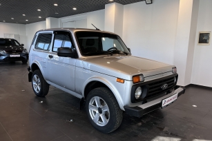 LADA 2121 (4X4)