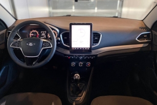 LADA VESTA