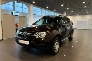 RENAULT DUSTER