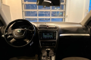 SKODA OKTAVIA