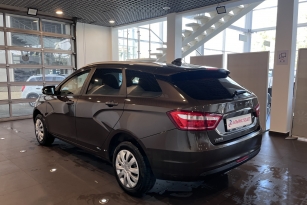 LADA VESTA