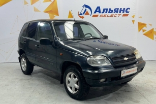 CHEVROLET NIVA