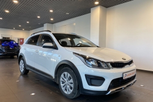 KIA RIO X-LINE