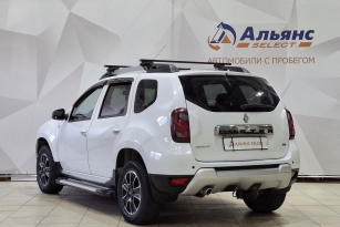 RENAULT DUSTER