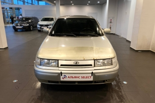 LADA 2112