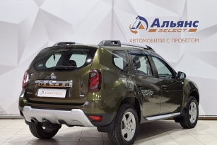 RENAULT DUSTER