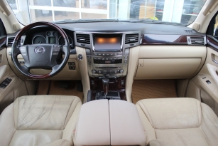 LEXUS LX 570