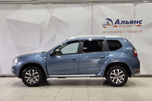 NISSAN TERRANO
