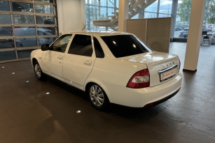 LADA PRIORA