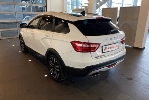 LADA VESTA