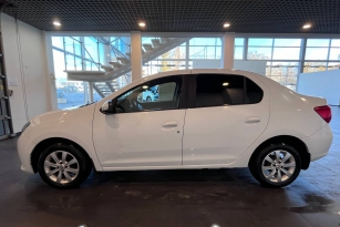 RENAULT LOGAN