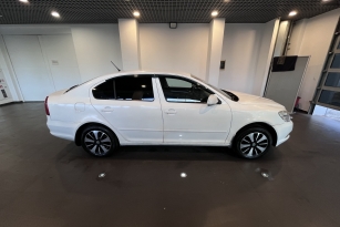 SKODA OKTAVIA