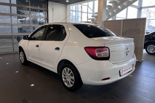 RENAULT LOGAN