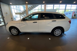 LADA VESTA