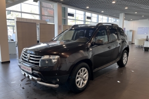 RENAULT DUSTER