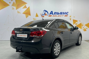 CHEVROLET CRUZE