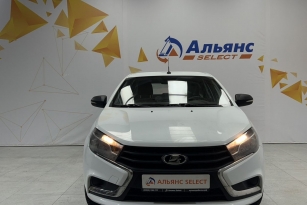 LADA VESTA