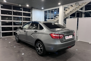 LADA VESTA
