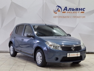RENAULT SANDERO