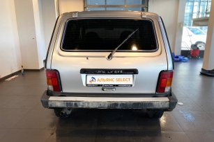 LADA 2131 (4X4)