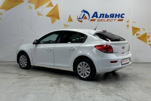 CHEVROLET CRUZE